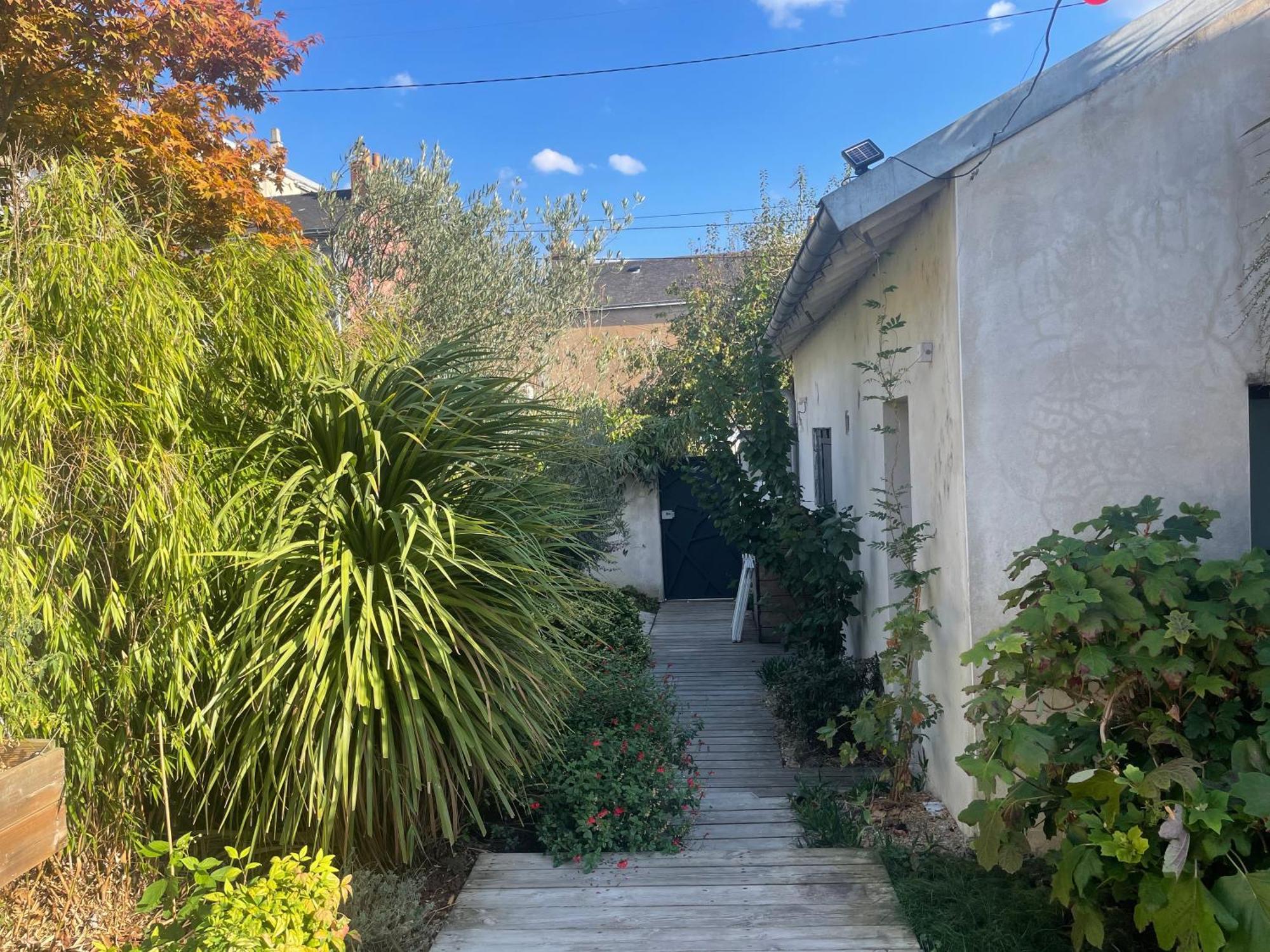Duplex Confort Et Jardin Charmant Nantes Exterior photo